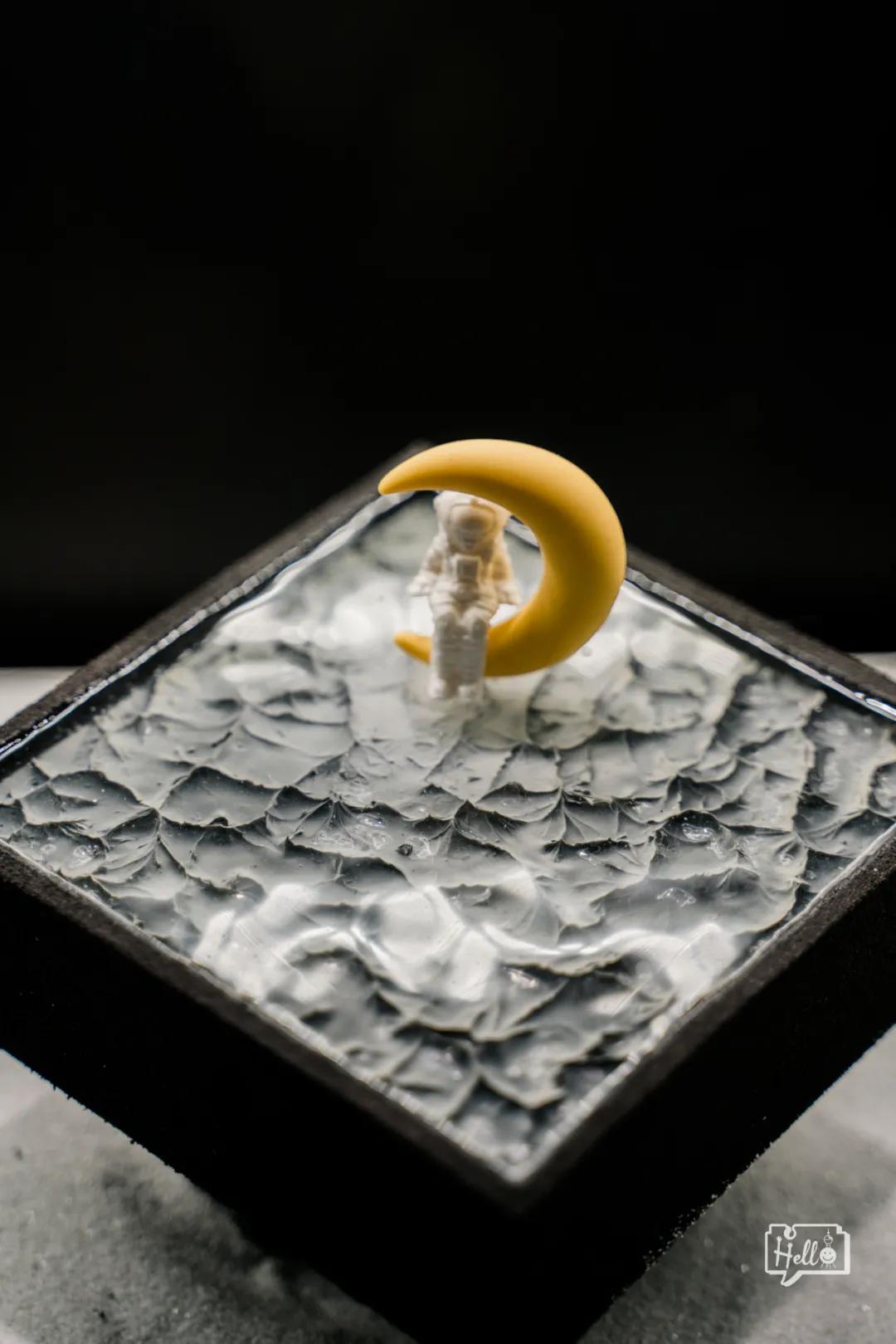 好利来售货小哥哥,好利来lab店服务员