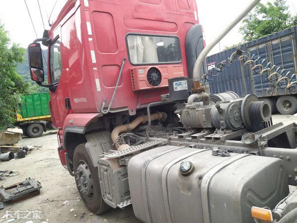 散装水泥罐车一年可以赚多少钱,开水泥罐车一年能赚多少钱