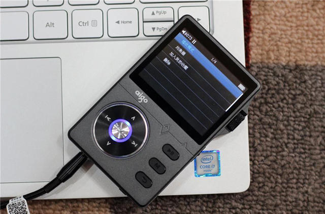 发烧友上班路上听音乐，入门级的HIFI无损*放播**器推荐