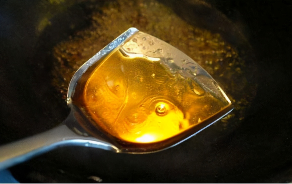 拔丝山药熬糖汁怎样不粘牙,拔丝山药的糖汁怎么熬