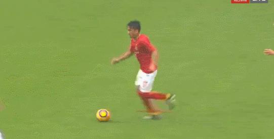 恒大艾克森和张琳芃,塔利斯卡艾克森广州恒大