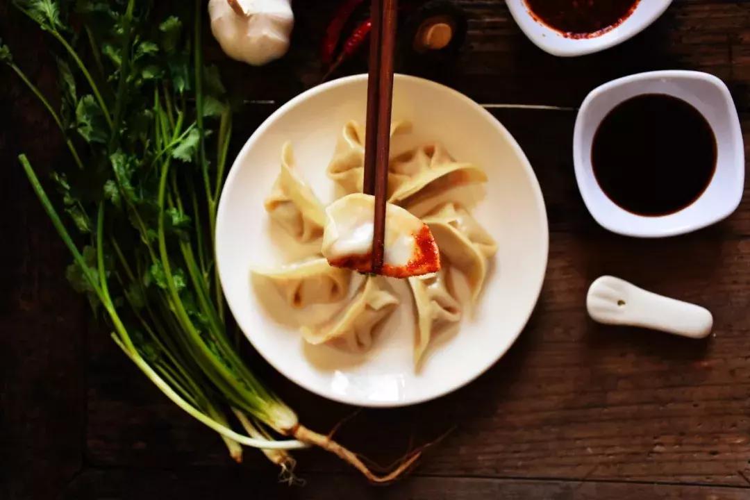 月子期间能吃葱姜蒜酱油醋吗,月子可以吃葱姜蒜酱油醋吗