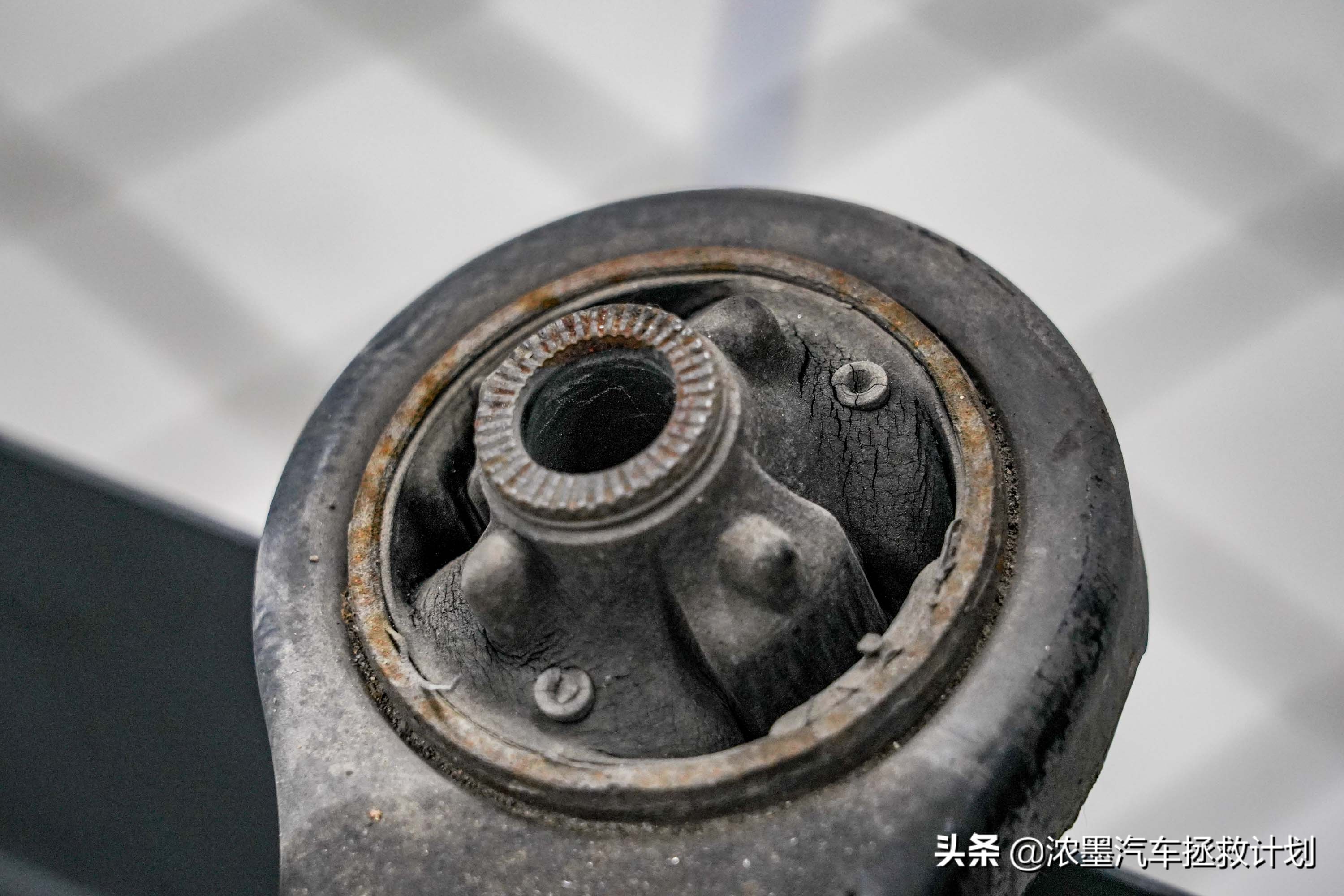 丰田普瑞维亚整备,丰田普瑞维亚第一代改款