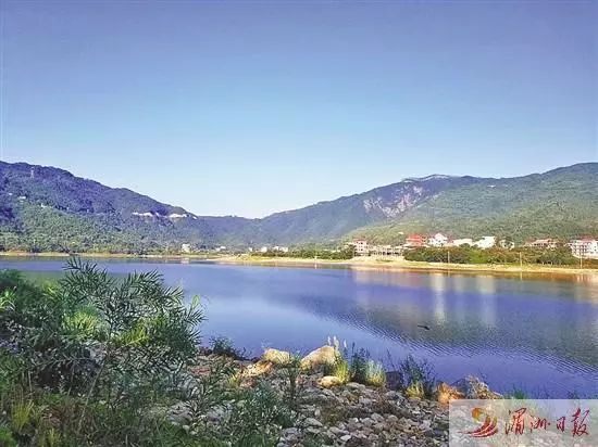 壮丽70年奋斗新时代,壮丽70年奋进新时代全文