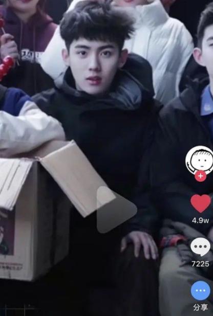 拯救娱乐圈的紫微星：从希望和幻灭之间，只用了一秒的时间