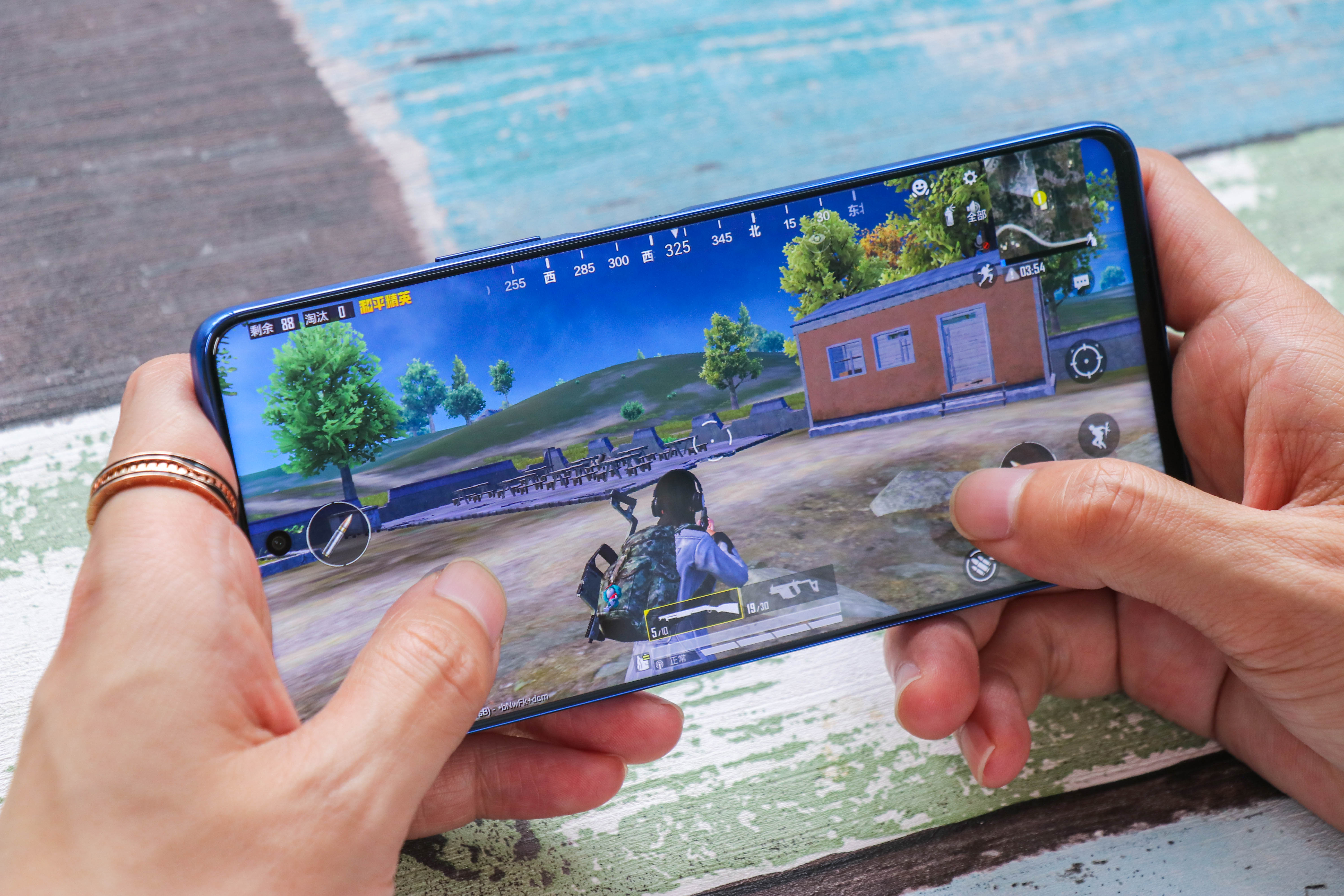 荣耀50除了vlog还有什么功能亮点,荣耀50怎样拍vlog带美颜