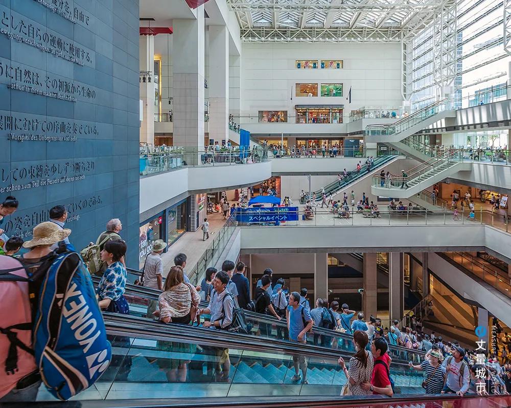 TOD新城，另辟蹊径的城市更新——横滨港未来21