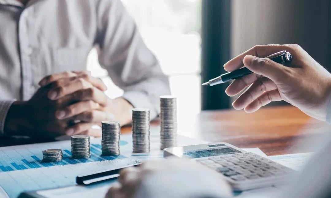 给编制、供住房、拿百万年薪，这类人才被“疯抢”