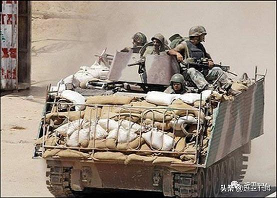 俄军士兵为什么要坐在车顶上?浅谈苏联装甲运兵车和步战的取舍
