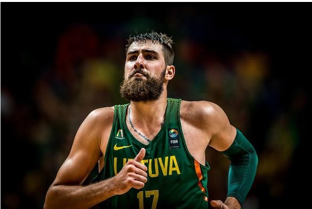 梦之队被吊打最惨一次立陶宛,04年立陶宛击败梦之队