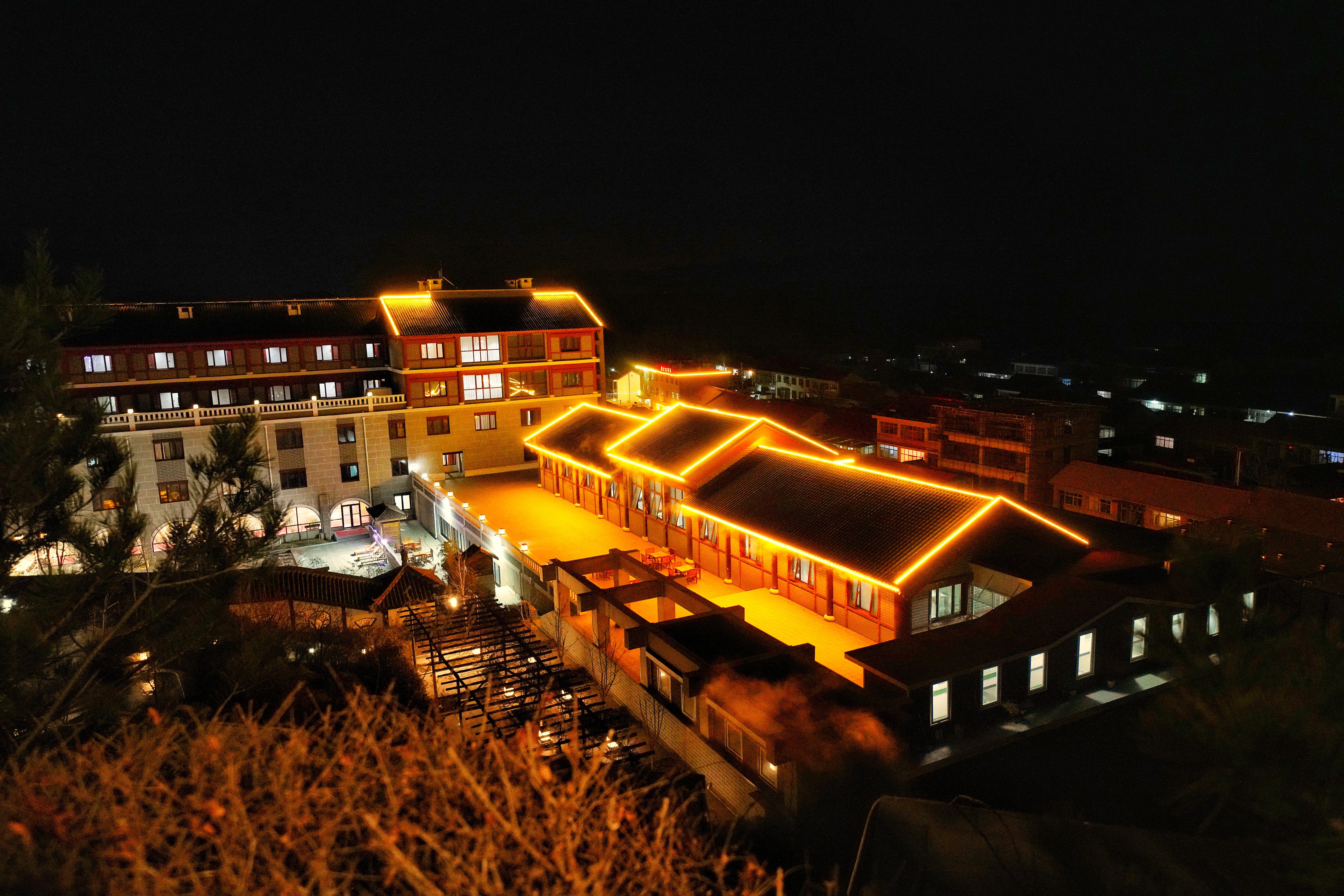 享帝王私浴，赏云雾仙境