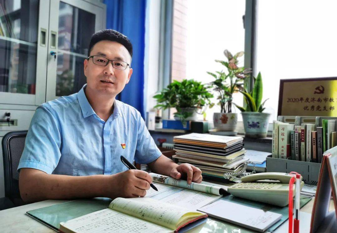 研究生毕业后当老师直接有编制吗,研究生毕业了想当老师怎么办