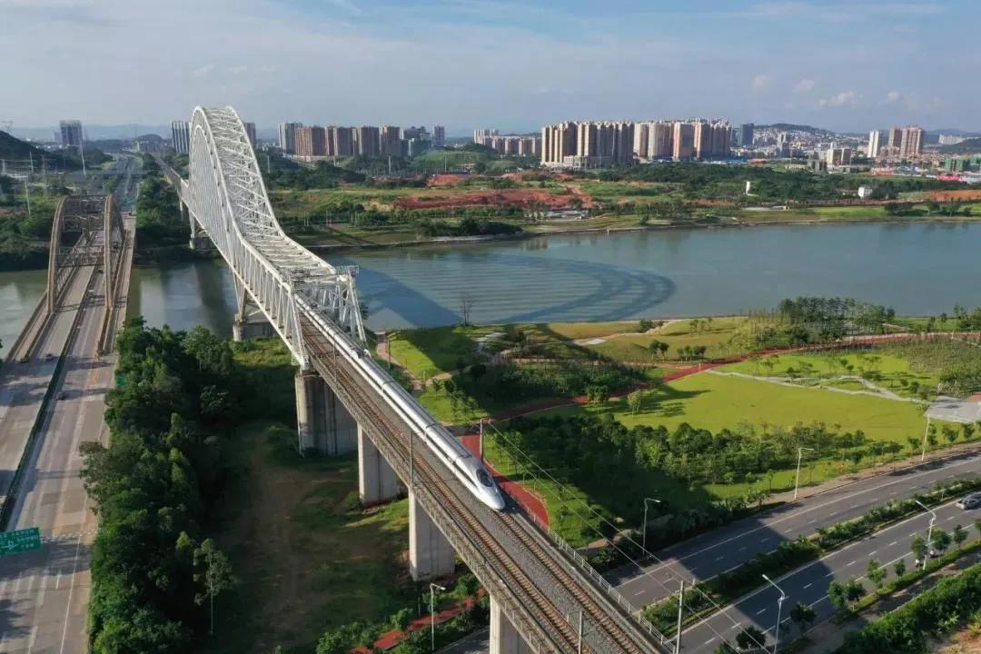 2020年广西有多少个千亿投资项目,广西重大投资3万亿