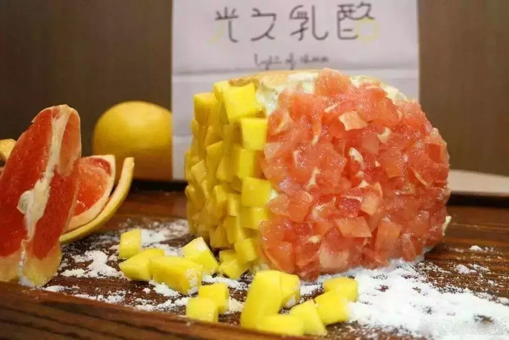 排队40米，刷爆西安人的朋友圈，都为了小寨这款网红“包”！