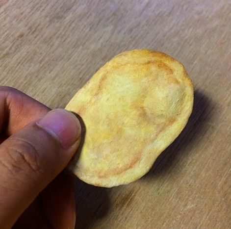 木雕成品制作视频,怎么样做逼真的木雕苹果