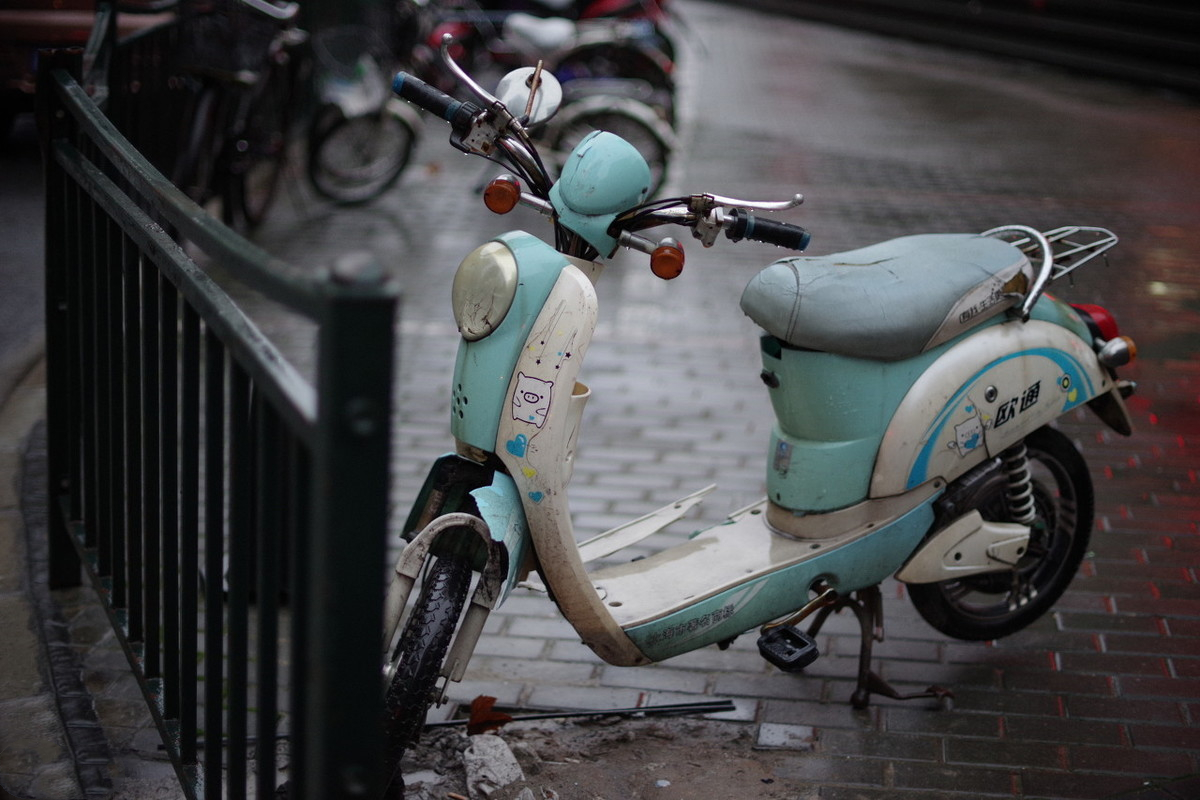 电动车充电器充电噪音大怎么回事,电动自行车充电器噪音大怎么解决