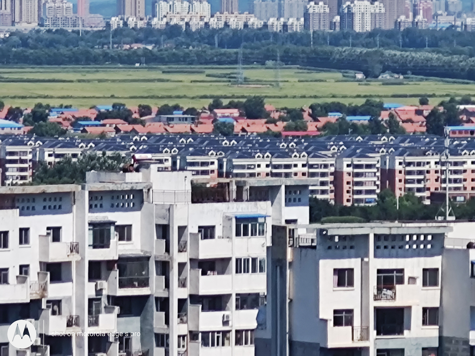 摩托罗拉edgespro混合变焦,摩托罗拉手机edgespro50倍变焦