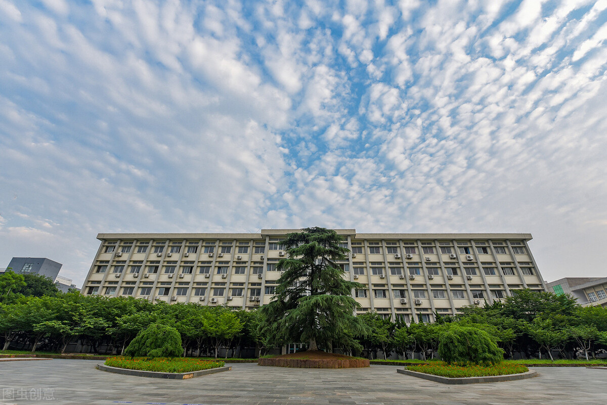 四川师范大学如何就业,师范类大学的就业