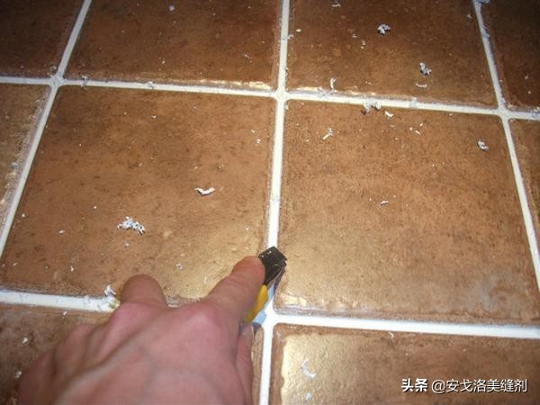 瓷砖缝留小了美缝好看吗,瓷砖缝隙留多大做美缝好看