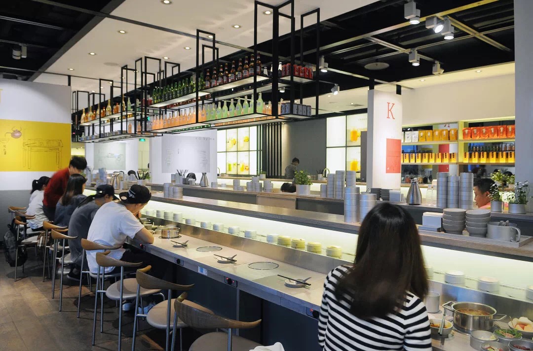 回转火锅机器是怎么制作的,旋转小火锅机器怎么安装