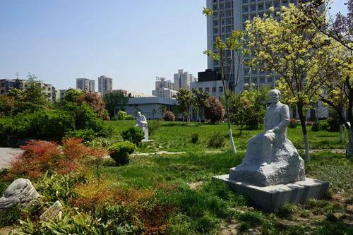 西安美院：中国九大美院之一，我国最早开办艺术专科的院校之一