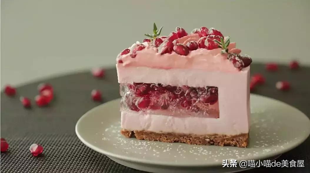 它火遍韩国私房圈，红宝石奶油芝士蛋糕，咬一口得多少钱？