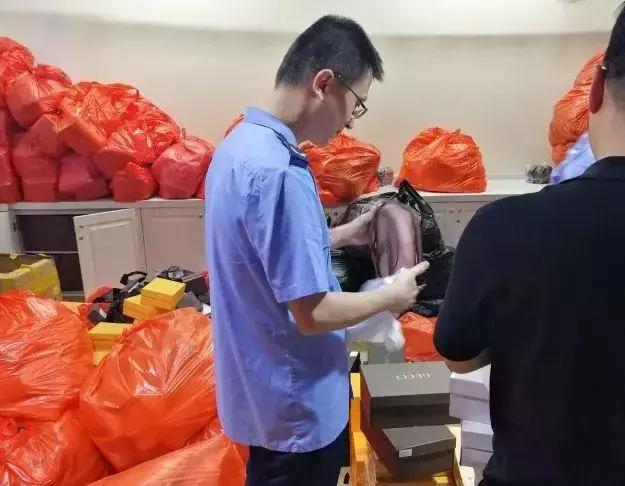 奢侈品代购类骗局揭秘,奢侈品海外代购造假事件