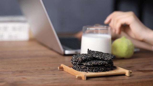 这才是正宗的芝麻饼,这才是最正宗的芝麻饼