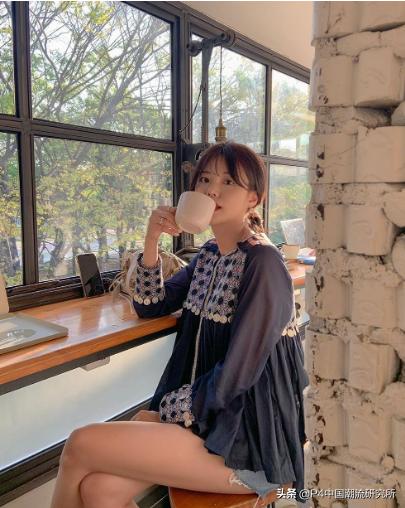 牛仔短裤怎么穿才好看,牛仔短裤就要穿这样的舒适又显瘦