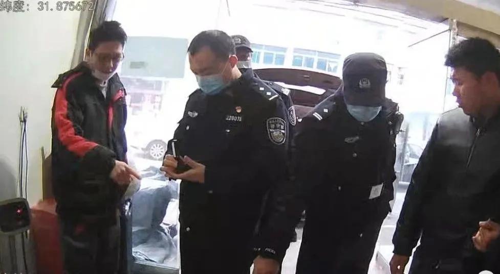 警方重拳打击网络诈骗犯罪,公安民警是怎样抓获网络诈骗的
