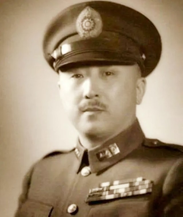 孔令仪携天价嫁妆下嫁凤凰男,孔令仪和穷小子结婚视频