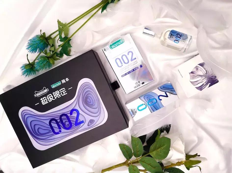 都没想到!岡本跨界做香水,营销有深度,限量礼盒很别致