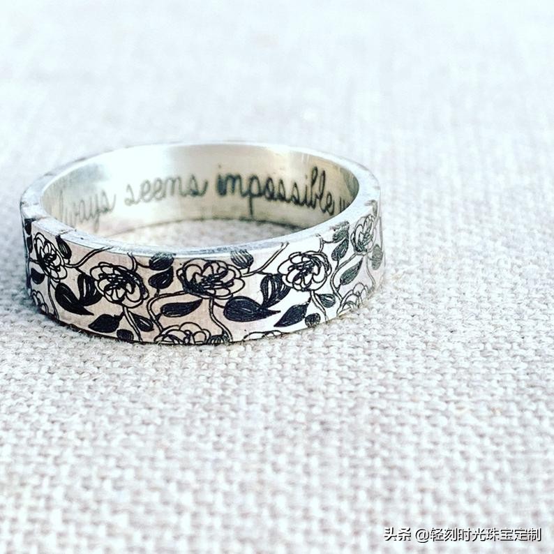 谁说戒指一定要和对象戴,谁说女孩子不能戴戒指