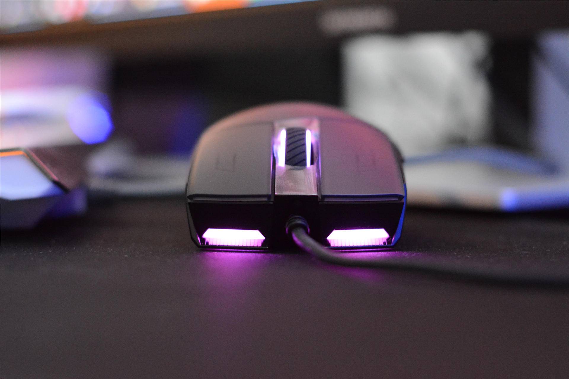 rog影刃2有线鼠标值不值得买,rog影刃2无线鼠标测评