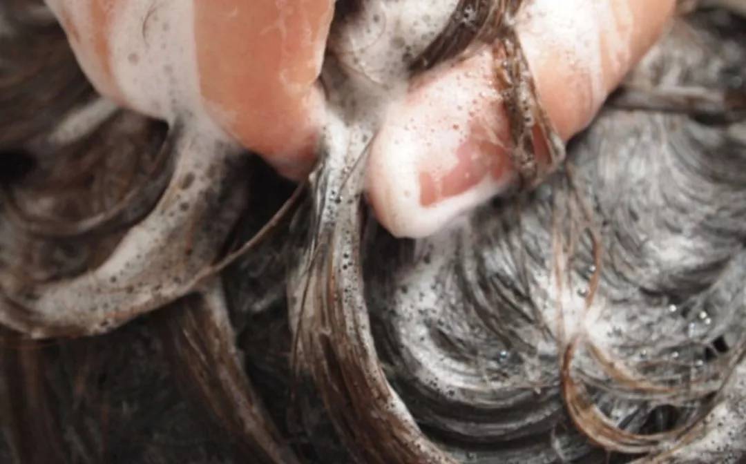 护发最佳攻略,护发过程中的一个重要步骤是什么