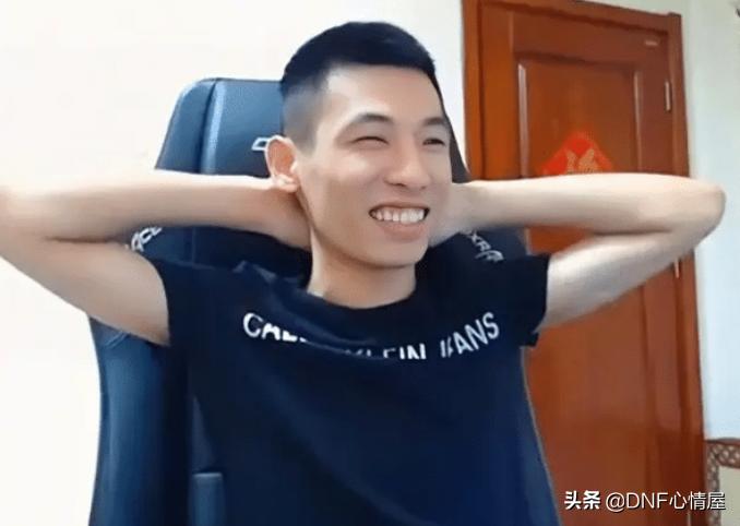 dnf旭旭宝宝买大龙珠,旭旭宝宝线下买东西偶遇水友