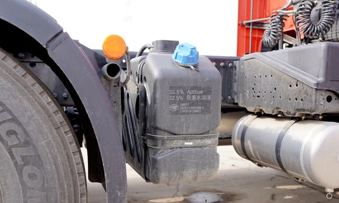 解放jh6卓越版自动挡国六牵引车,解放jh6牵引车卓越版国六自动挡