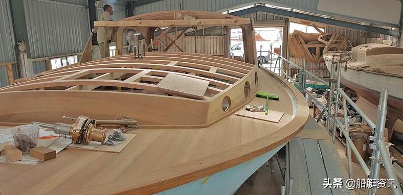 DealIsland50来自澳大利亚的经典木制游艇