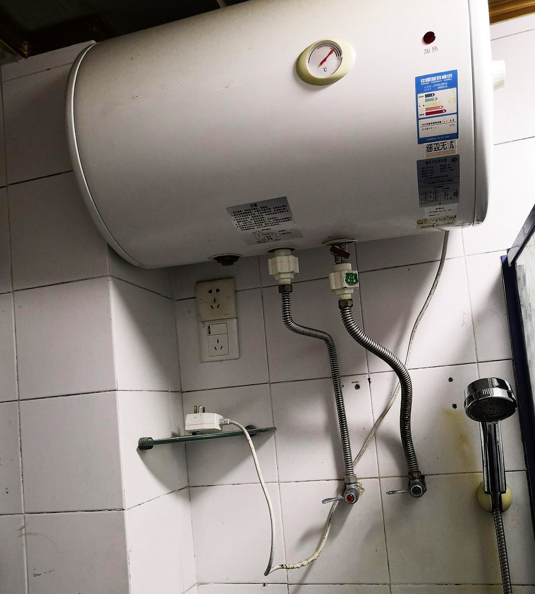 电热水器使用后要不要断电,电热水器用完要断电还是一直开