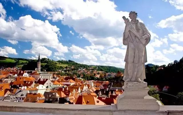 捷克克鲁姆洛夫小镇,克鲁姆洛夫小镇攻略