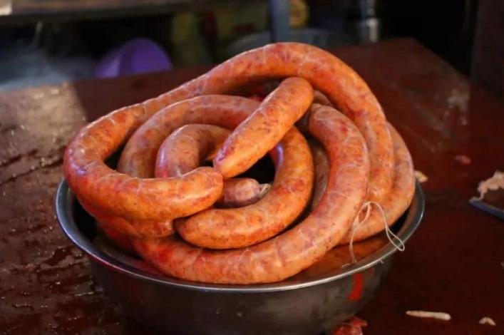 灌香肠怎么晾晒没有苍蝇,灌香肠怎么晒不出油