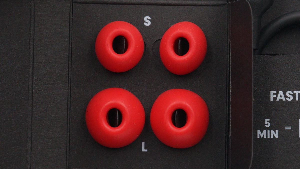 airpodspro和beatsstudiobuds到底谁好,beatsstudiobuds对比airpods第三代