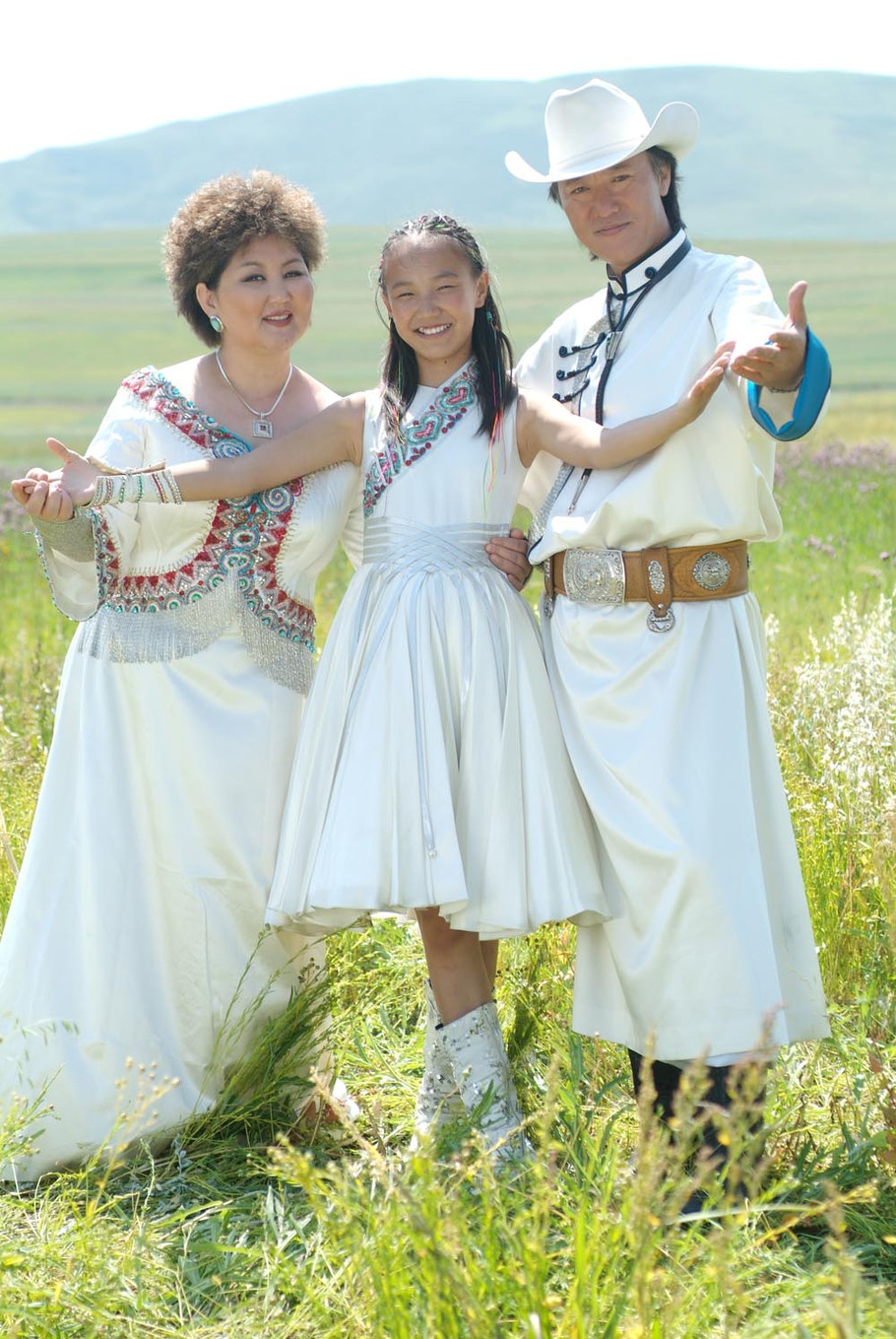 草原男人的雄风又岂是小鲜肉能比？这20位内蒙男星个个都是真爷们