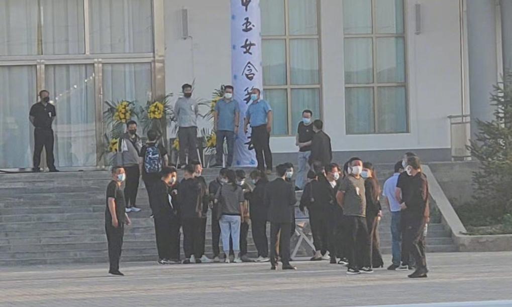 赵本山谈于月仙哭,于月仙走后赵本山痛哭的视频