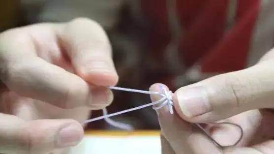 手串下面怎么编流苏,手串编什么流苏最好看