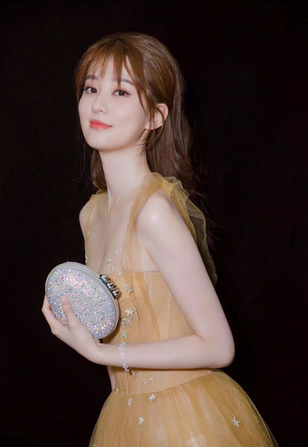 吴宣仪换了几次发色,吴宣仪promise发色