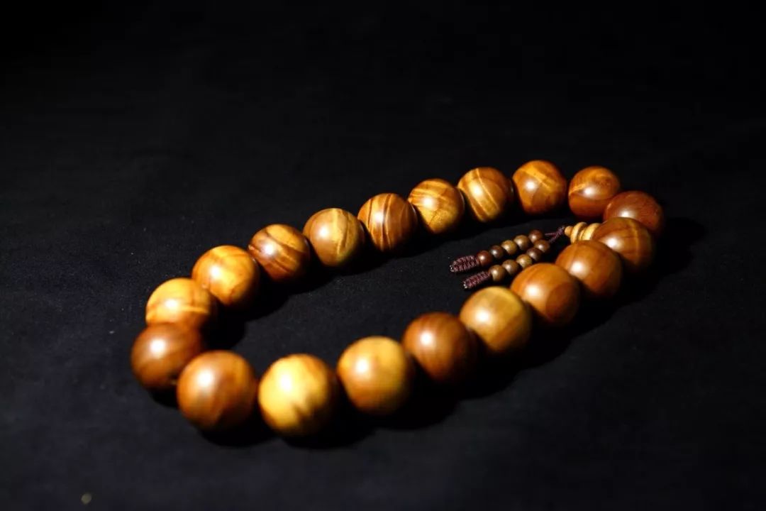 顶级的金丝楠乌木,金丝楠木和金丝楠乌木