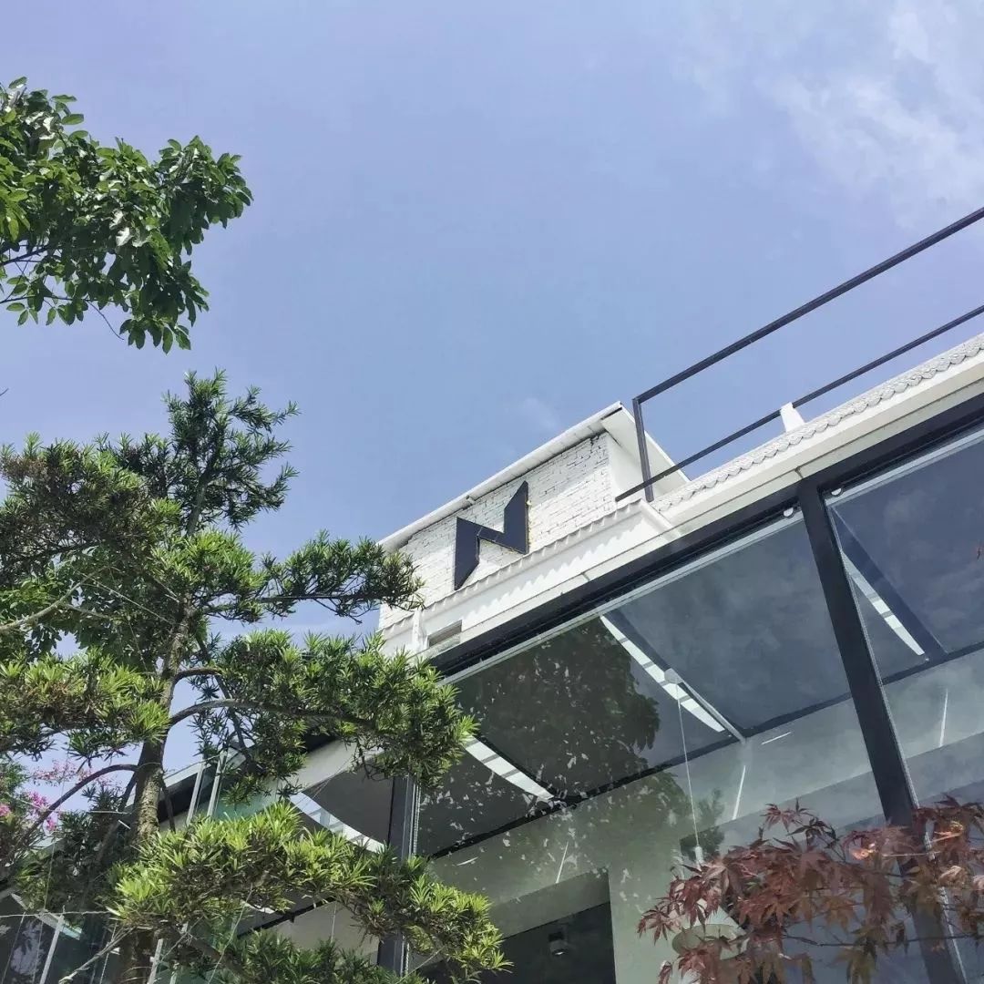 放弃百万年薪隐居深山,放弃30万年薪隐居深山