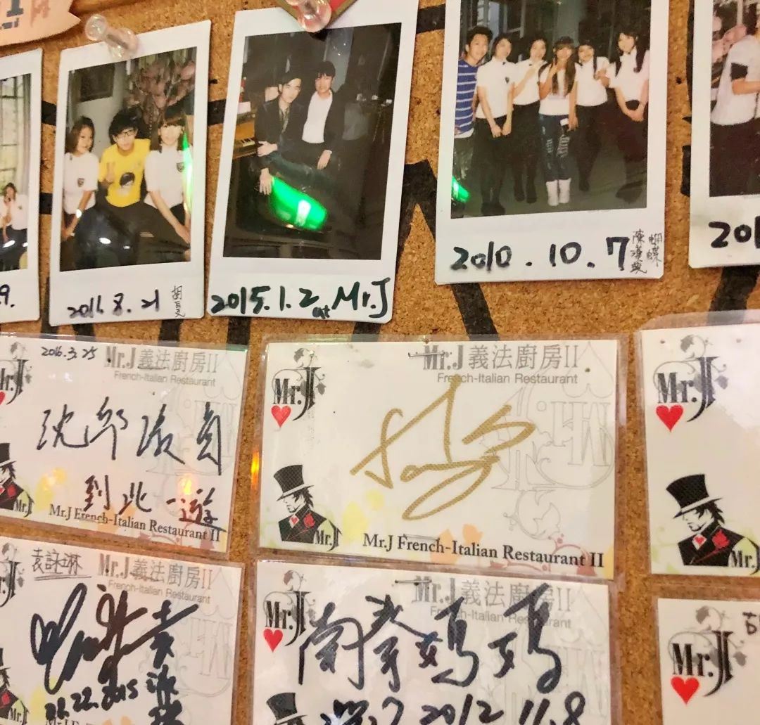 别去什么发布会演唱会了，这些地方就能见到你最喜欢的明星！