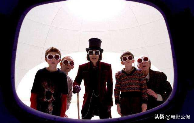 影迷怒斥二流影院不懂电影：想看片尾彩蛋？答：门都没有